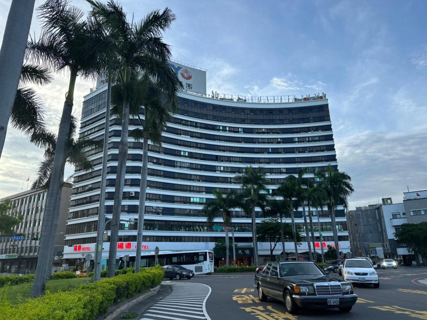 Tie Dao Hotel Tainan Buitenkant foto