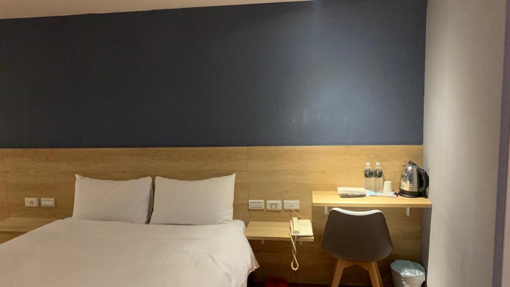 Tie Dao Hotel Tainan Buitenkant foto