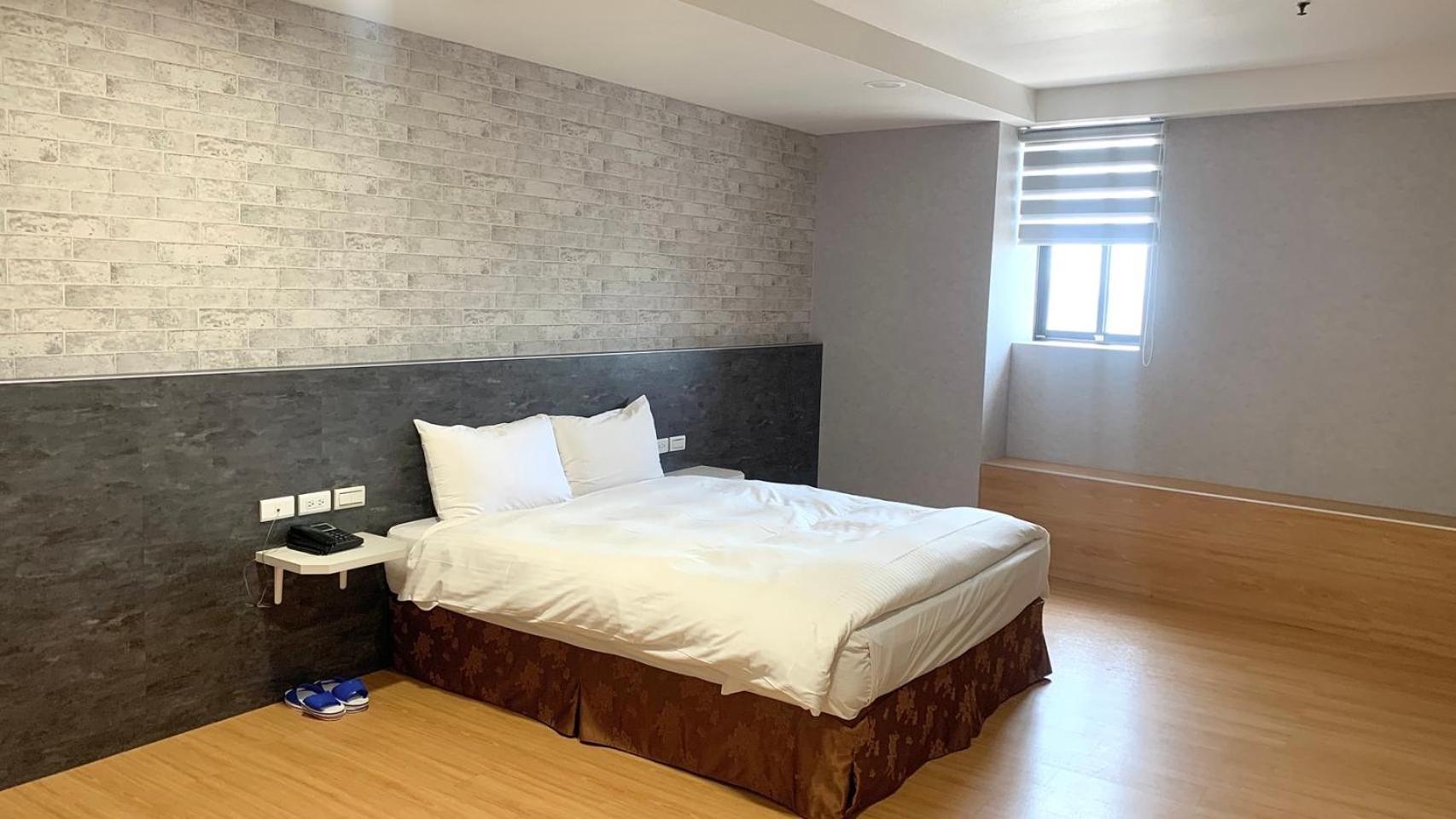 Tie Dao Hotel Tainan Buitenkant foto